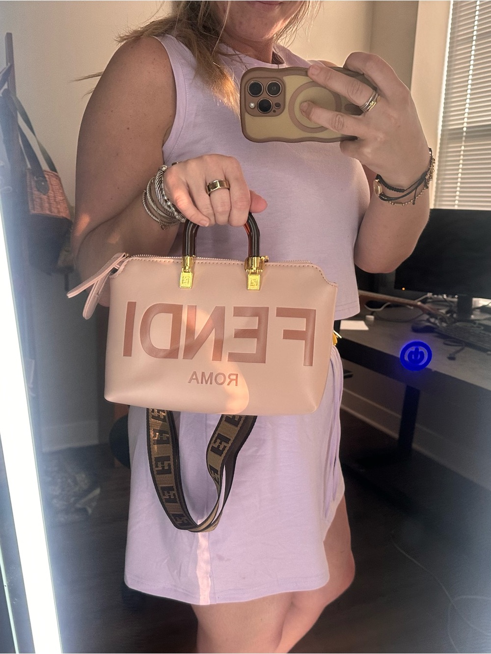 FASHION Pink Leather ROMA Tote with Gold Hardware - Picture 6 of 6